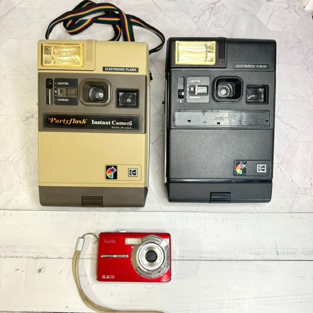 Lot of 3 Vintage Kodak Cameras Polaroid Partyflash EasyShare Untested
